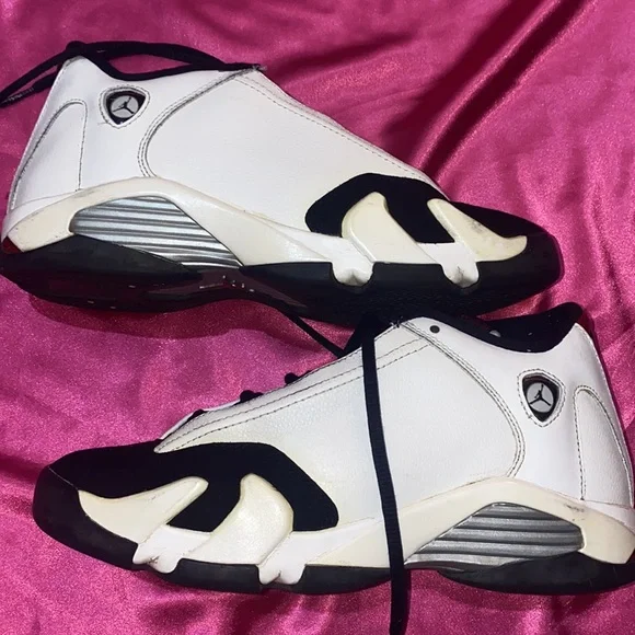 White and Black Jordan’s - Picture 3 of 5